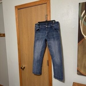 Roz & Ali Size 10 Medium Wash Straight Leg Mid-Rise Jeans w/26" Inseam - EUC